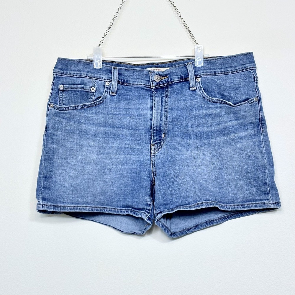 Levis Womens 33 Mid Length Denim Shorts Blue Jean Medium Wash Casual Summer